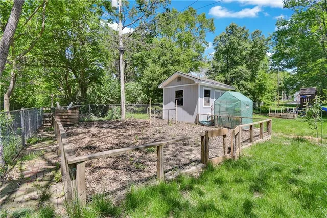 $280,000 | 11312 East 48 Terrace, Kansas City, MO 64133