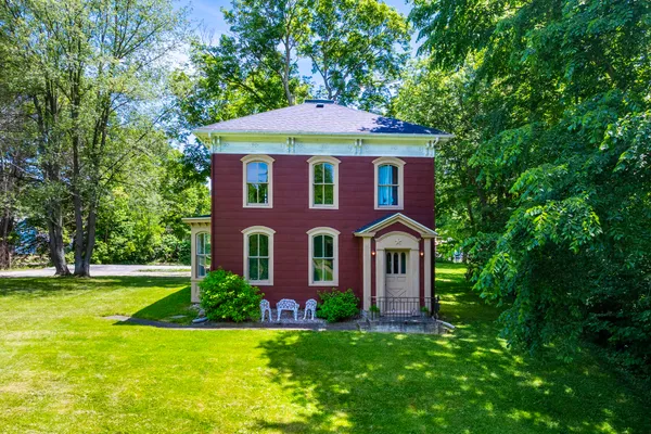 $249,900 | 434 North Broadway Street, Cassopolis, MI 49031