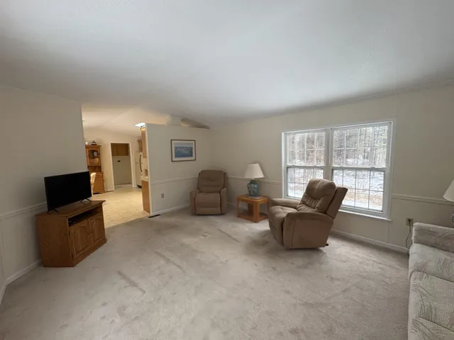 $229,000 | 7 Kenyann Drive, Wolfeboro, NH 03894