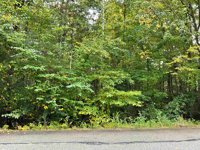 $229,000 | 7 Kenyann Drive, Wolfeboro, NH 03894