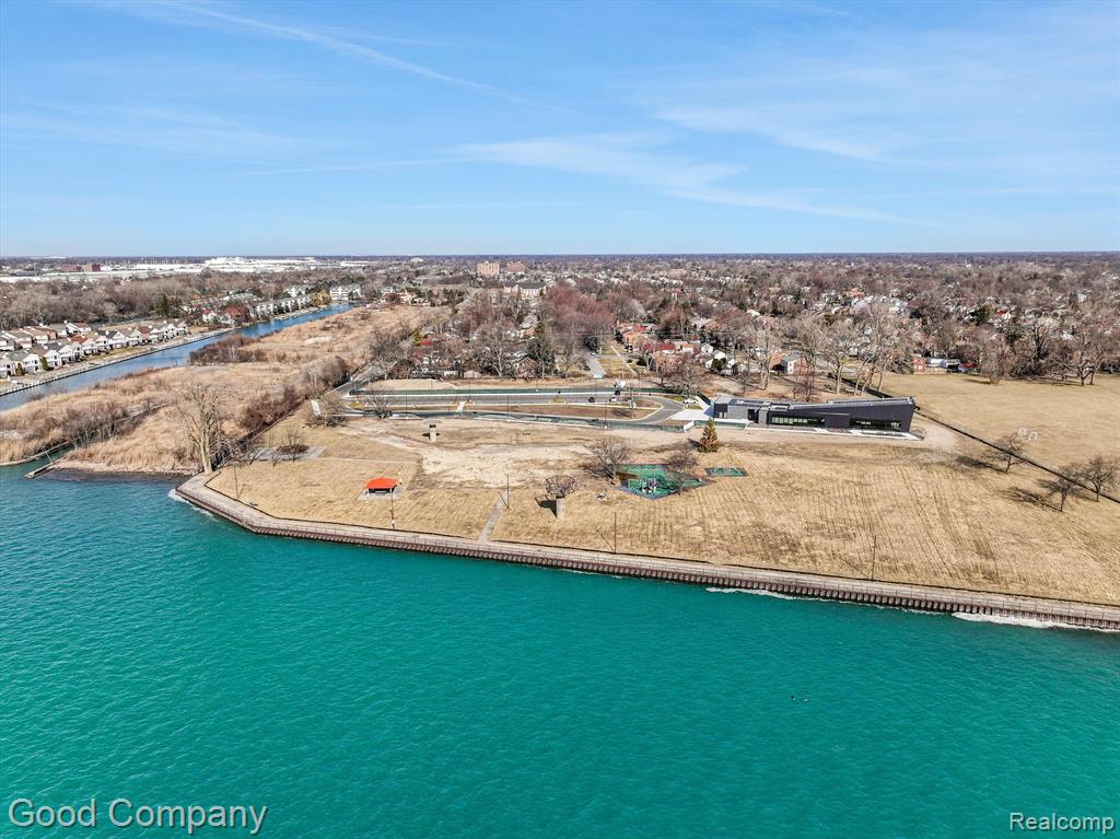 207 Riverside Drive Detroit, MI 48215 - Photo 43 of 44 Gallery Image 43