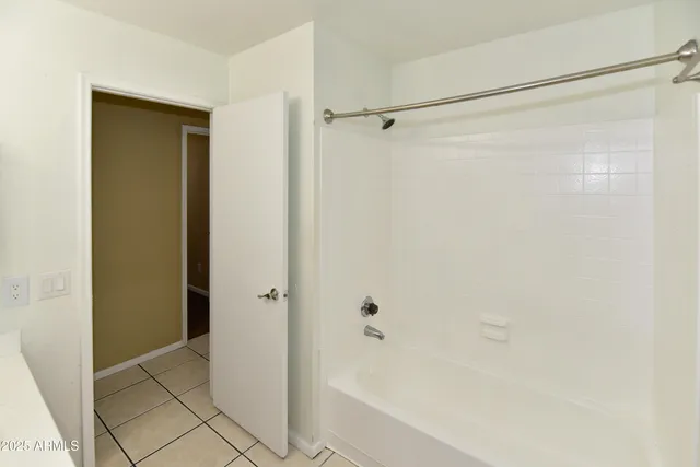 $2,700 | 3653 West Saragosa Street, Chandler, AZ 85226