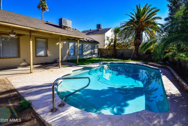 $2,700 | 3653 West Saragosa Street, Chandler, AZ 85226