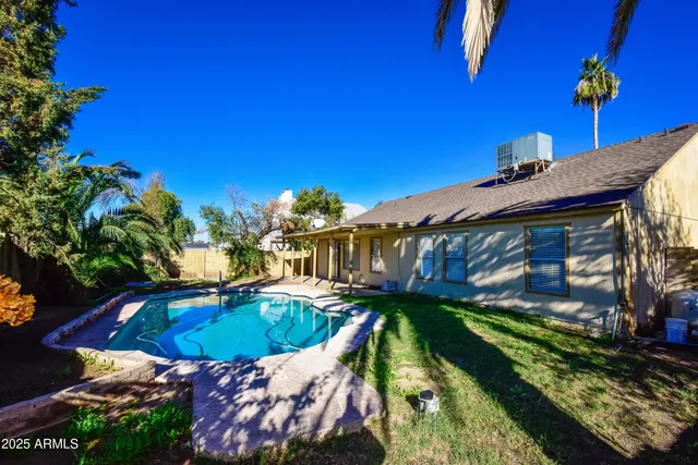 $2,700 | 3653 West Saragosa Street, Chandler, AZ 85226