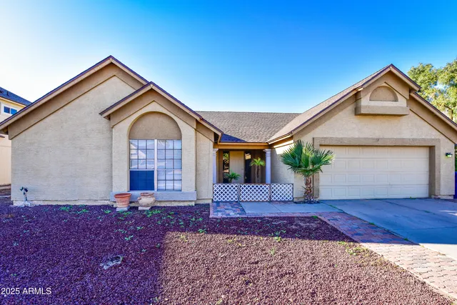 $2,700 | 3653 West Saragosa Street, Chandler, AZ 85226