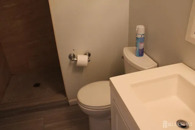 $2,975 | 899 Green Street, Unit 1, Iselin, NJ 08830