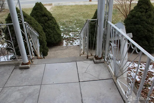 $2,975 | 899 Green Street, Unit 1, Iselin, NJ 08830