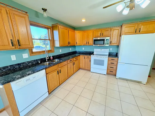 $649,900 | N7321 Bowers Road, East Troy, WI 53120