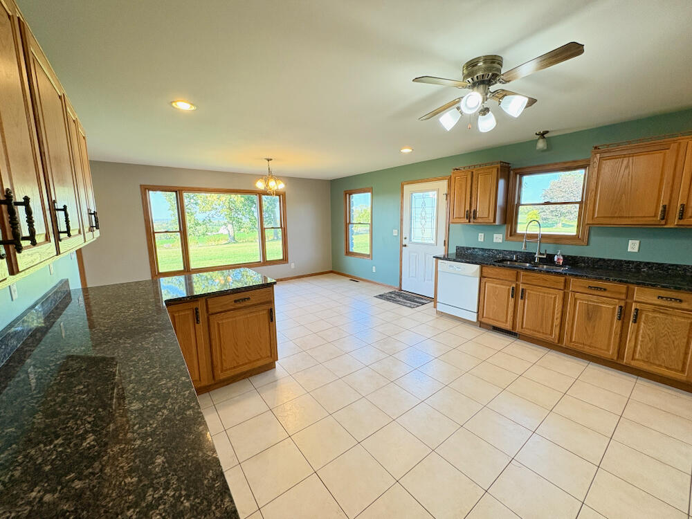 N7321 Bowers Road Troy, WI 53120 - Photo 12 of 28 Elkhorn Majestic View - 12