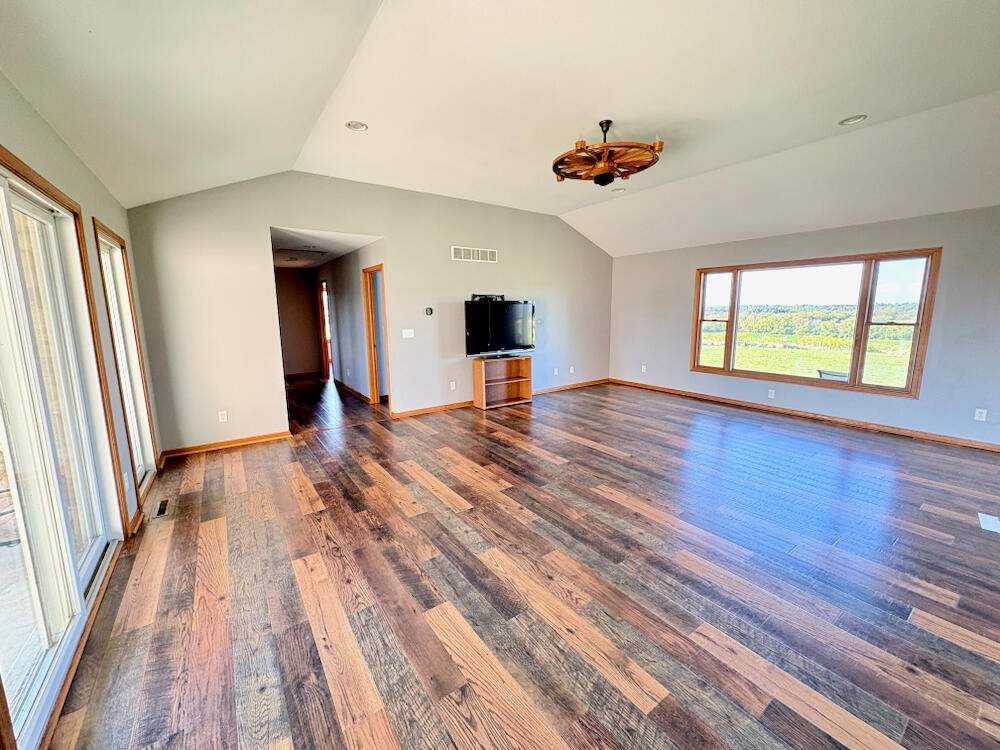 N7321 Bowers Road Troy, WI 53120 - Photo 14 of 28 Elkhorn Majestic View - 5