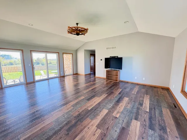 $649,900 | N7321 Bowers Road, East Troy, WI 53120