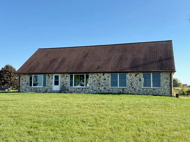 $649,900 | N7321 Bowers Road, East Troy, WI 53120