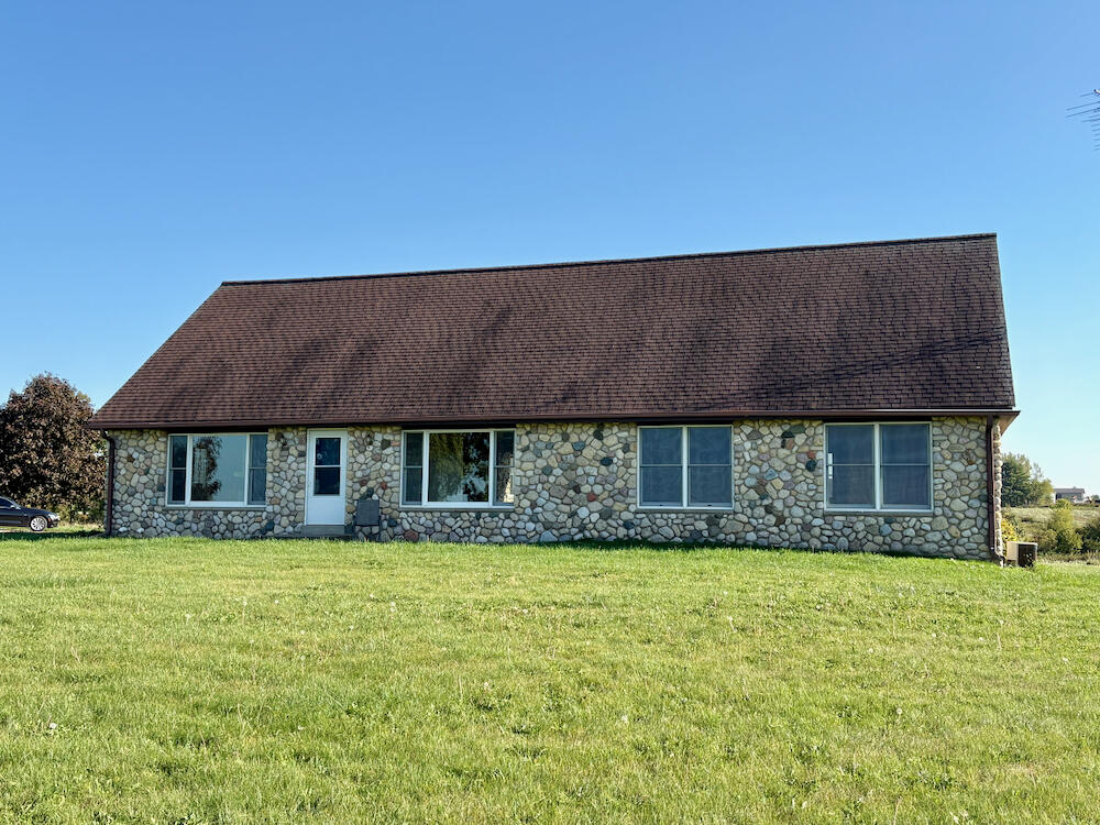 N7321 Bowers Road Troy, WI 53120 - Photo 4 of 28 Elkhorn Majestic View - 25