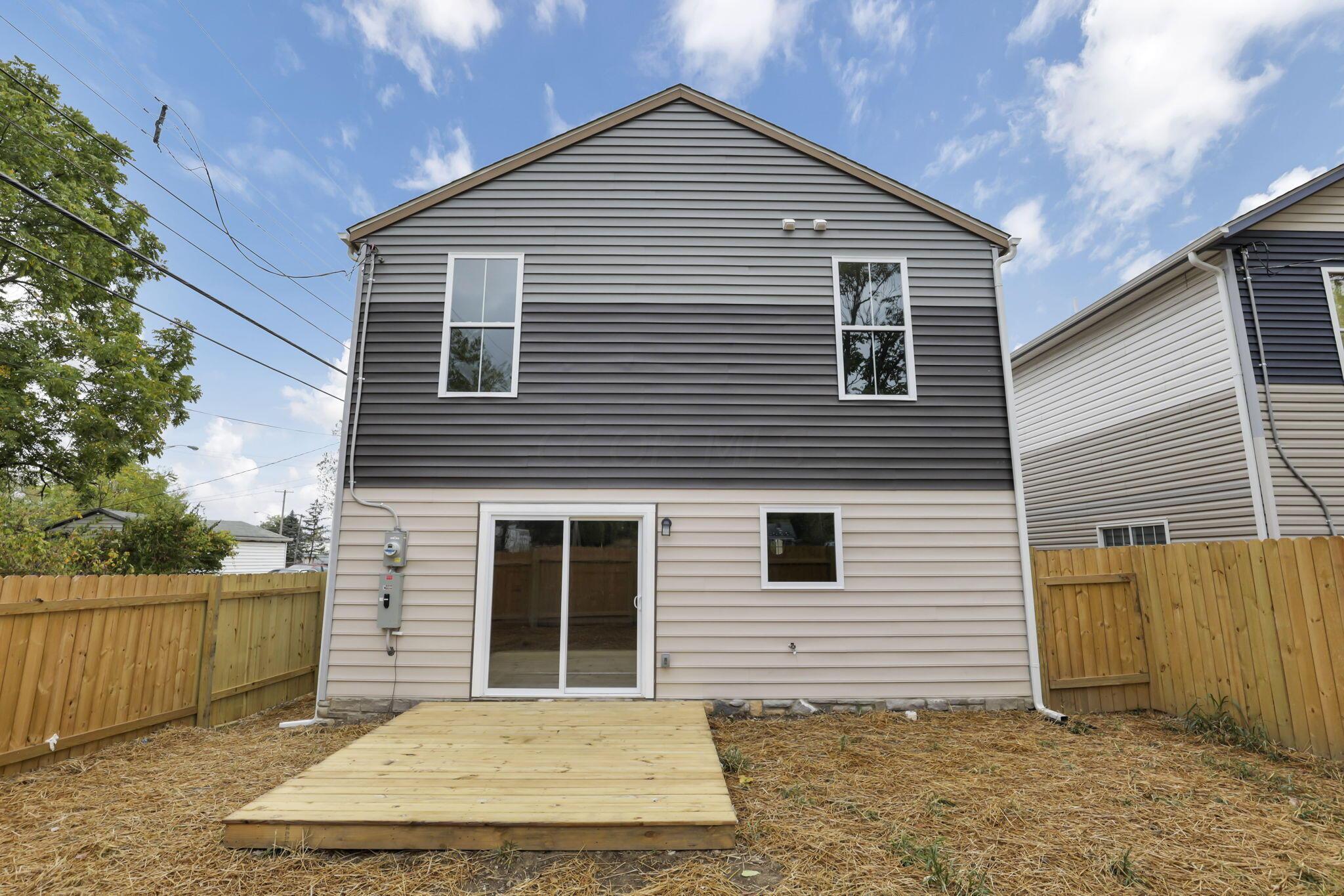 1555 Delbert Road Columbus, OH 43219 - Photo 41 of 48 41-web-or-mls-0N4A2679