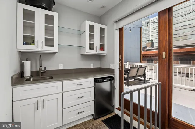 $1,295,000 | 2030 Ranstead Street, Philadelphia, PA 19103
