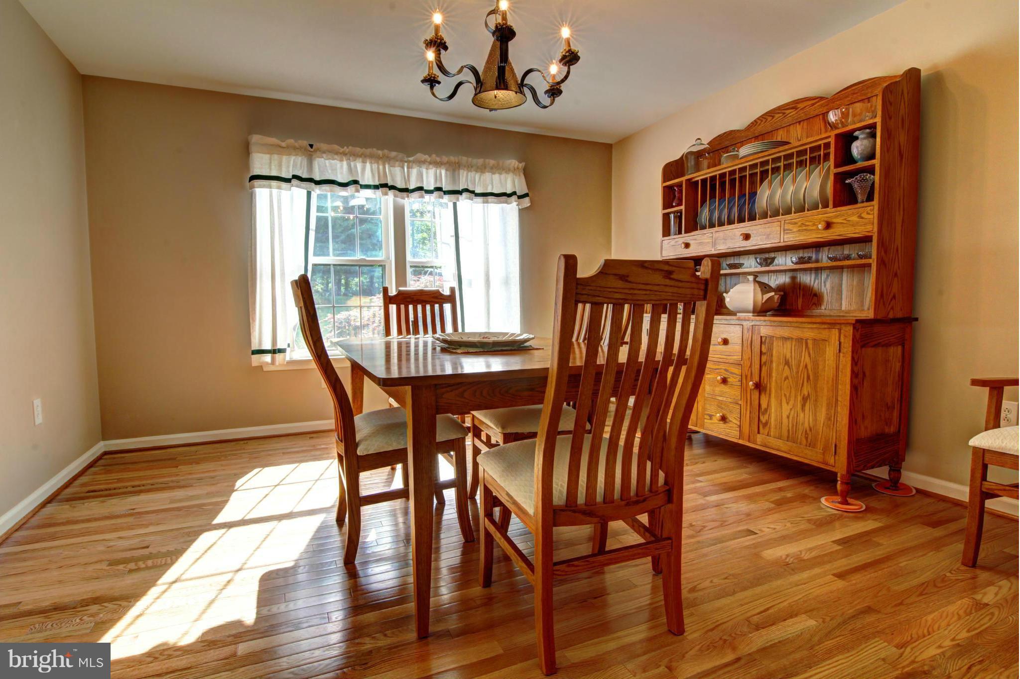 39555 Rodeffer Road Lovettsville, VA 20180 - Photo 13 of 30 Dining Room