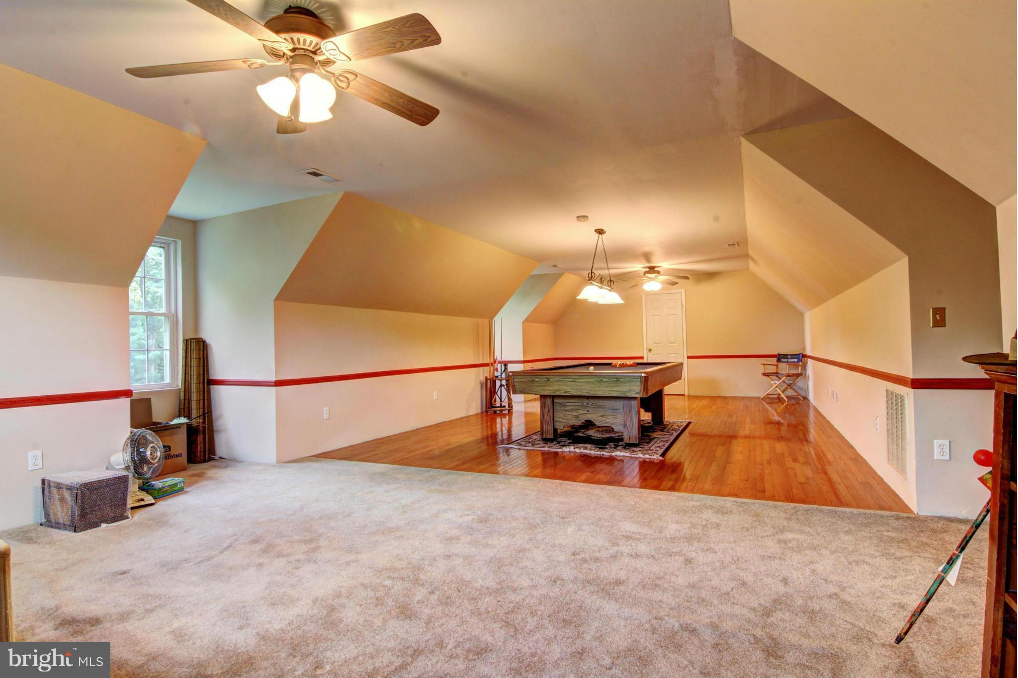39555 Rodeffer Road Lovettsville, VA 20180 - Photo 23 of 30 Upper Level