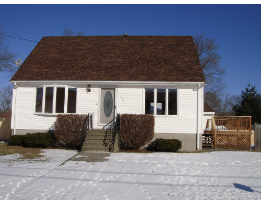 482 Norman Street Fall River, MA 02721 - Photo 1 of 12 Gallery Image 1