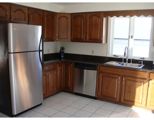 482 Norman Street Fall River, MA 02721 - Photo 5 of 12 Gallery Image 5