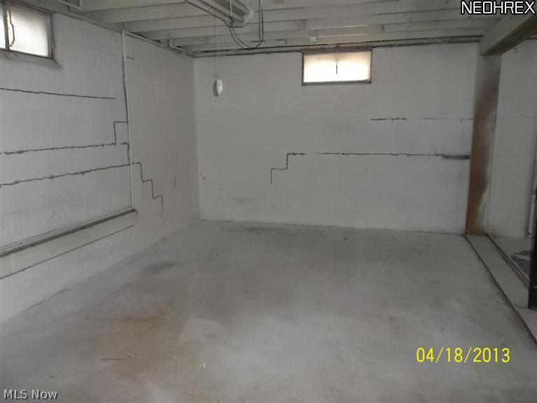 7460 State Road Wadsworth, OH 44281 - Photo 10 of 13 Gallery Image 10