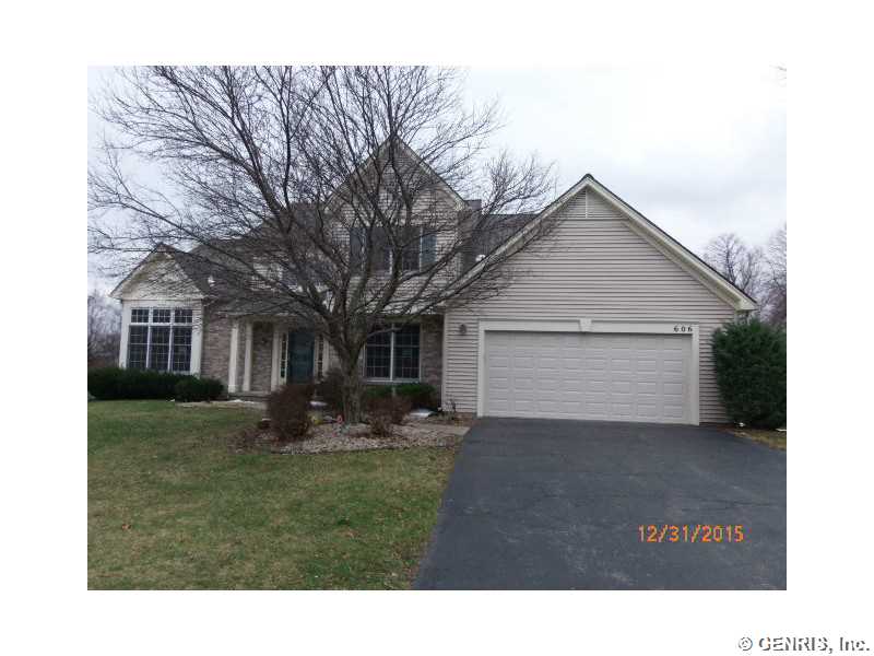 606 Raspberry Patch Drive Greece, NY 14626 - Photo 1 of 1 Exterior Front