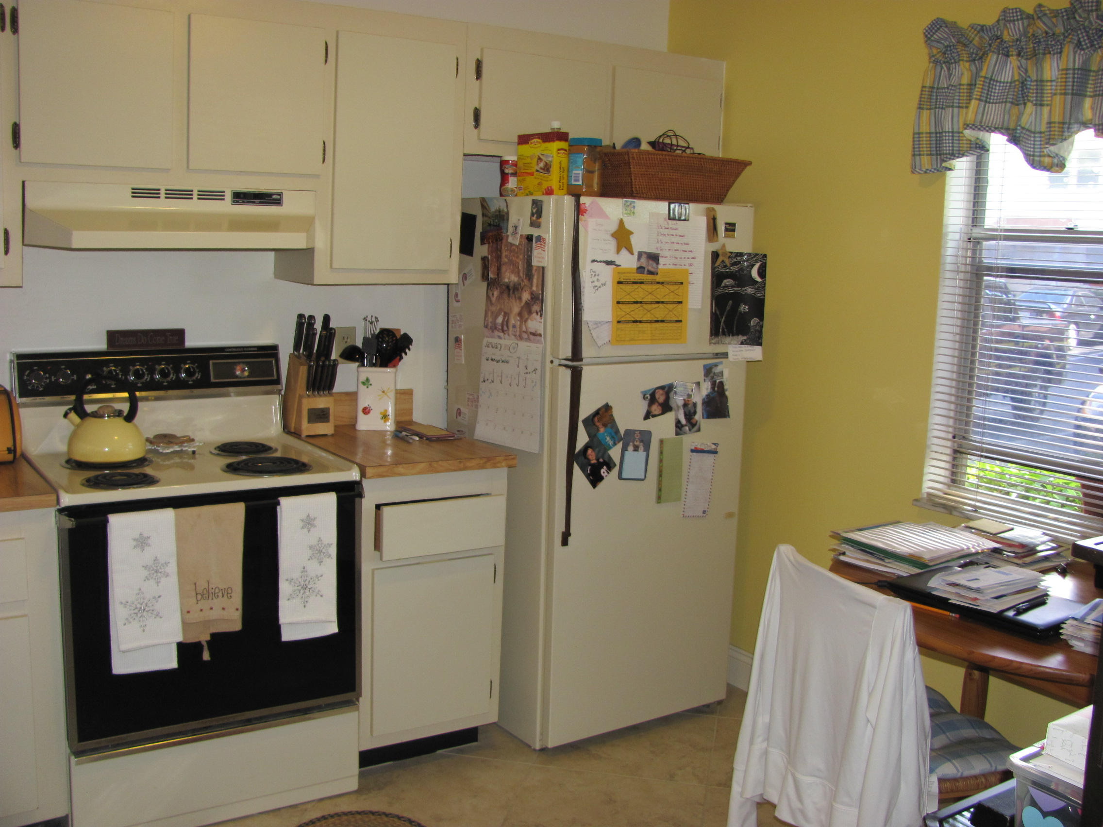 6387 Boca Circle Boca Raton, FL 33433 - Photo 11 of 29 KITCHEN