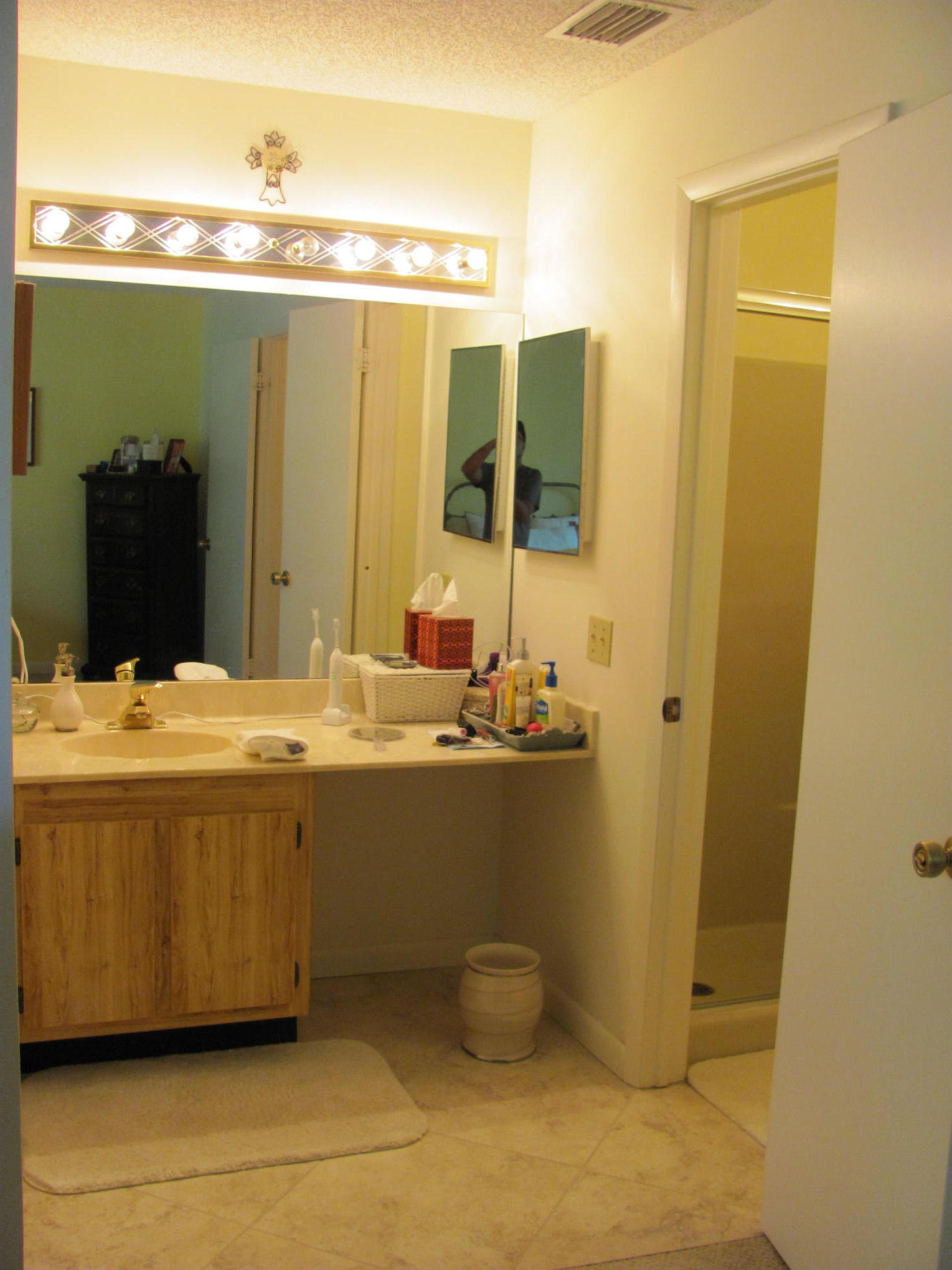 6387 Boca Circle Boca Raton, FL 33433 - Photo 18 of 29 Vanity area and Master Bathroom