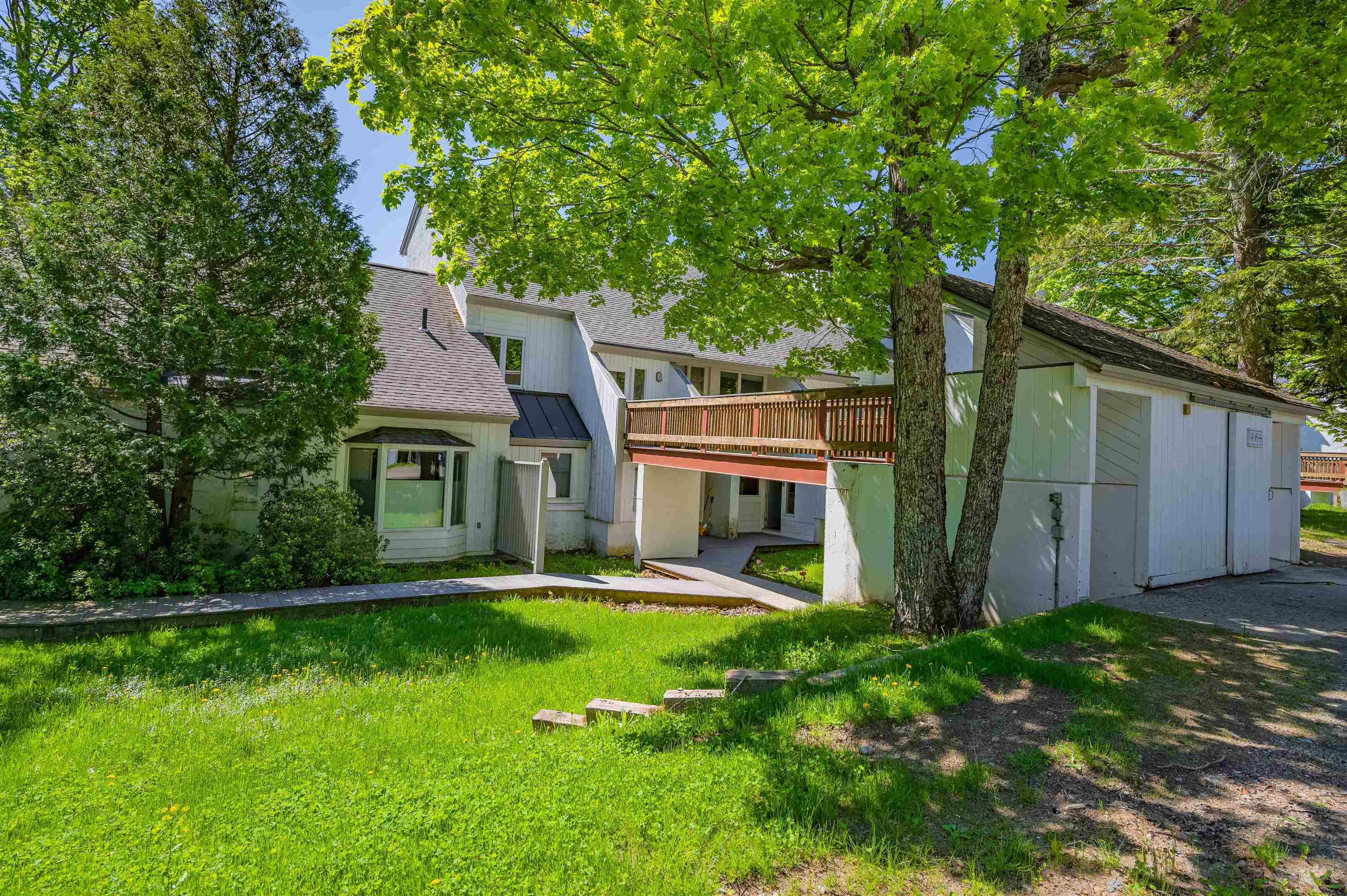 42 Lower Phase Road, Unit 7 Warren, VT 05674 - Photo 1 of 32