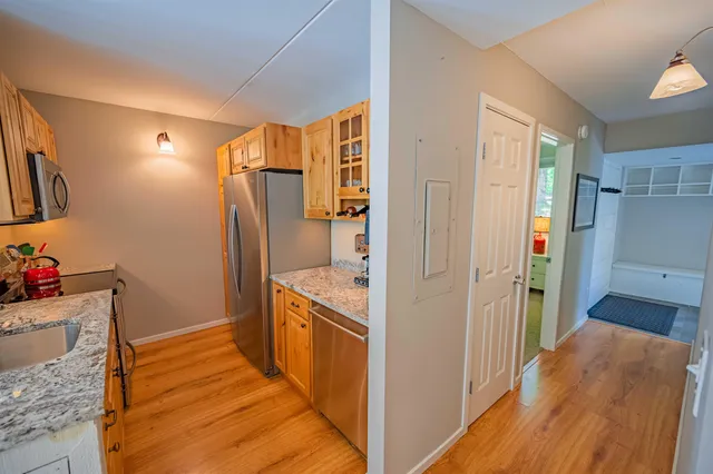 $400,000 | 42 Lower Phase Road, Unit 7, Warren, VT 05674