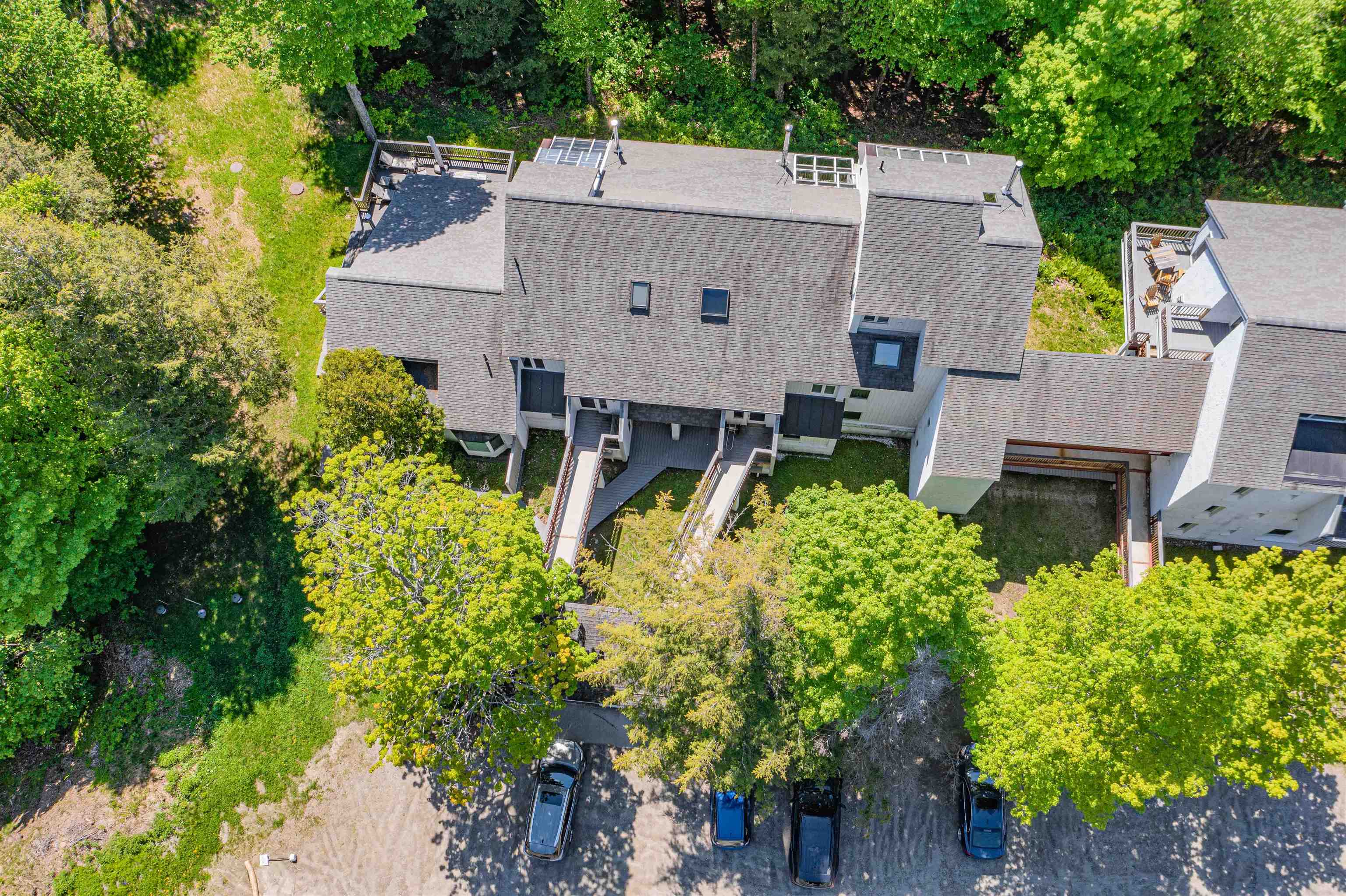 42 Lower Phase Road, Unit 7 Warren, VT 05674 - Photo 2 of 32