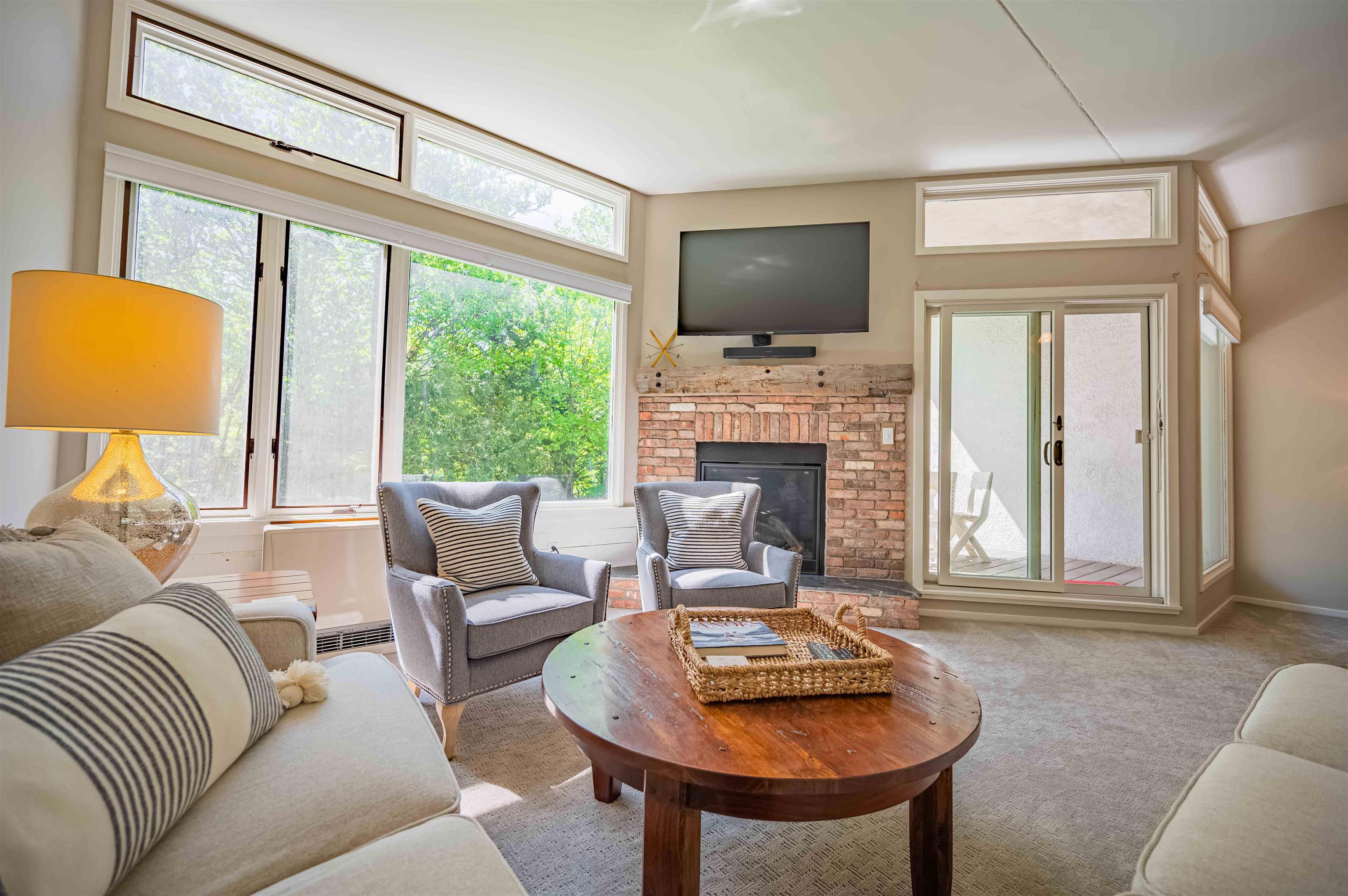 42 Lower Phase Road, Unit 7 Warren, VT 05674 - Photo 23 of 32