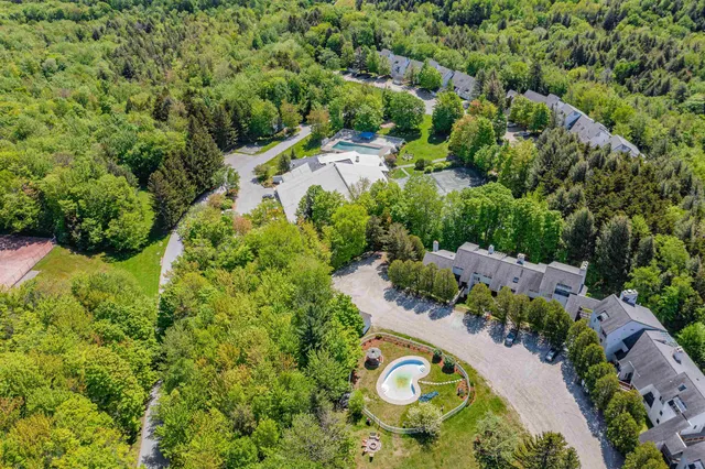 $400,000 | 42 Lower Phase Road, Unit 7, Warren, VT 05674