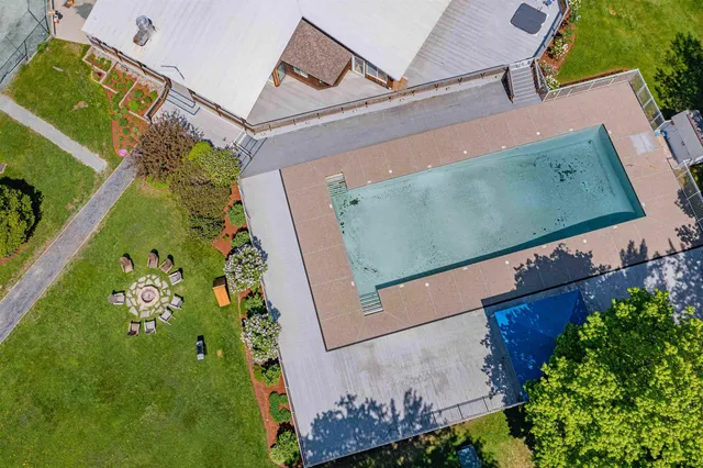 $400,000 | 42 Lower Phase Road, Unit 7, Warren, VT 05674