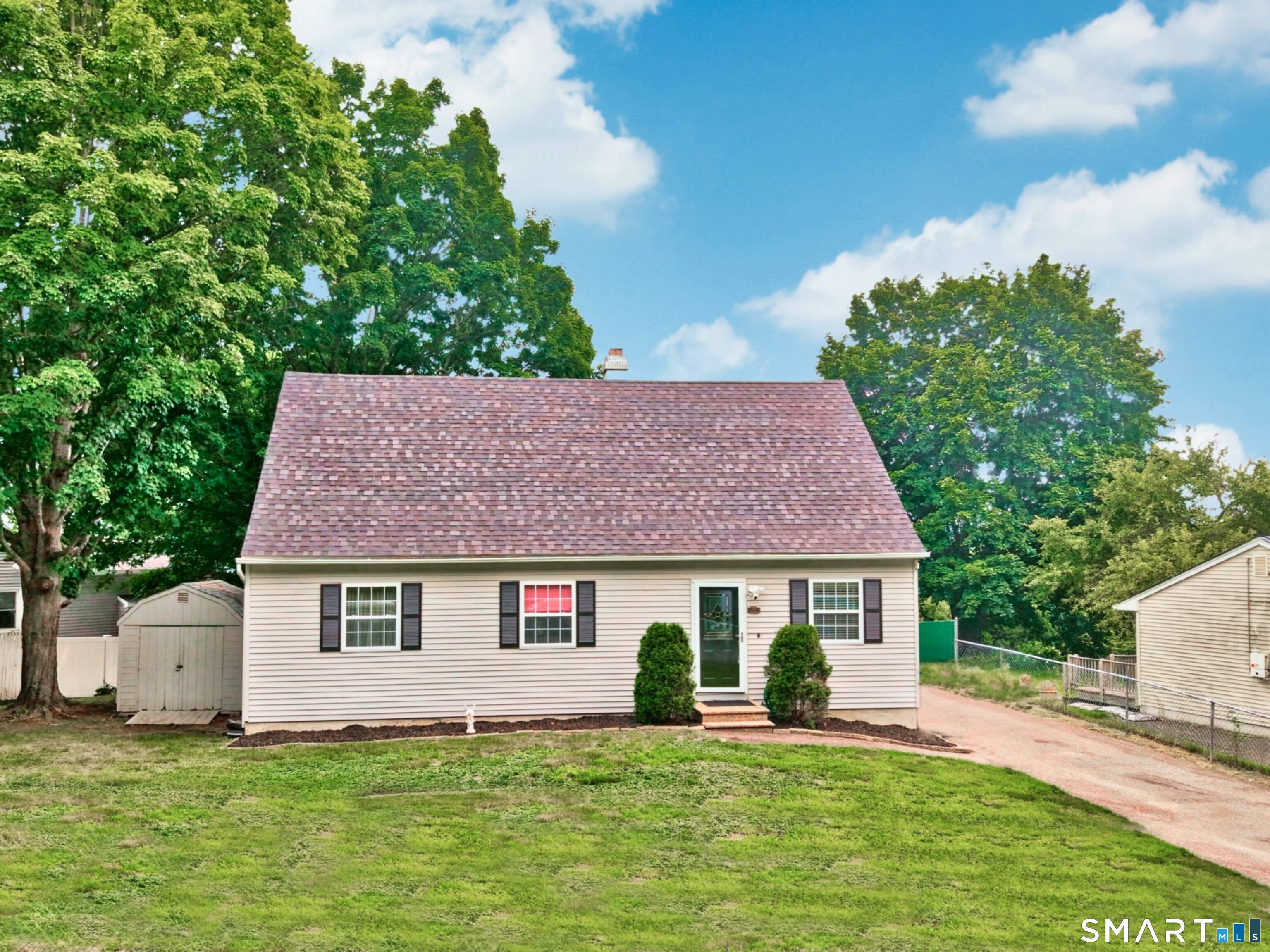 33 Red Robin Road Naugatuck, CT 06770 - Photo 1 of 40