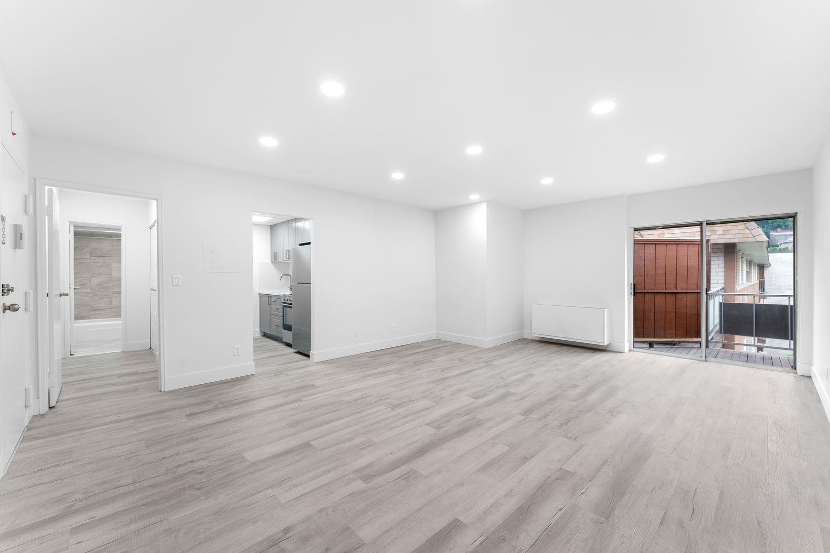 1111 River Road, Unit F25 Edgewater, NJ 07020 - Photo 5 of 17