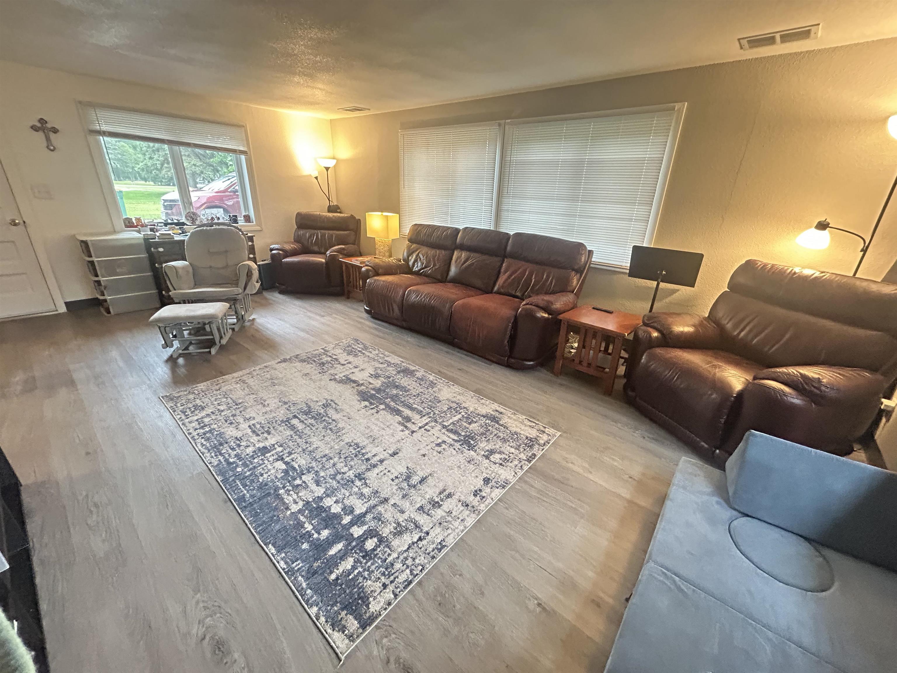 535 Van Dyne Road Fond du Lac, WI 54937 - Photo 2 of 21