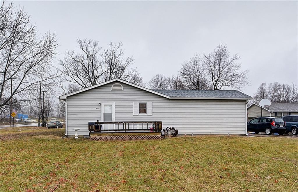 4233 South Post Road Indianapolis, IN 46239 - Photo 3 of 24