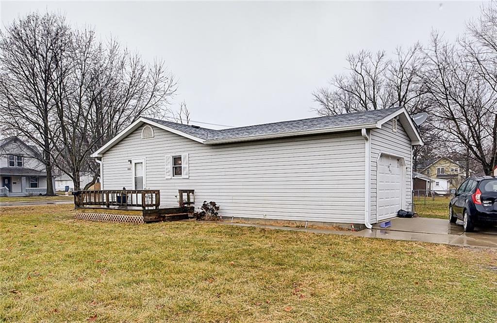 4233 South Post Road Indianapolis, IN 46239 - Photo 4 of 24