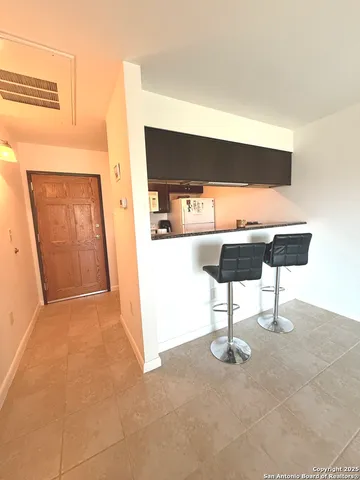 $900 | 4111 Medical Drive, Unit 308A, San Antonio, TX 78229