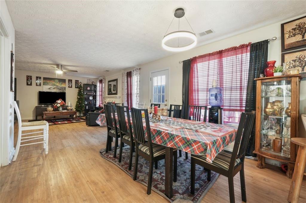 4414 Parmalee Path Conley, GA 30288 - Photo 9 of 36