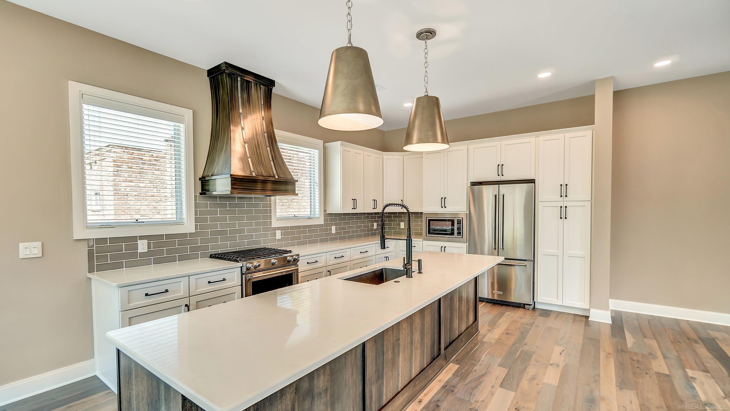 717 East 11 Mile Road Royal Oak, MI 48067 - Photo 4 of 24