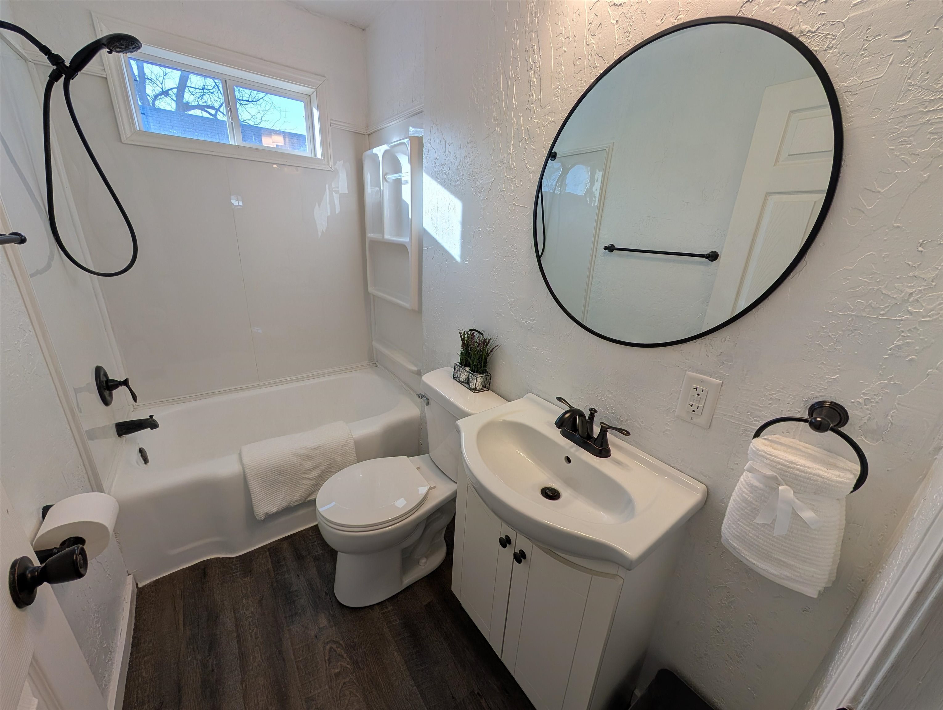 181 South Washington Street Berlin, WI 54923 - Photo 11 of 25