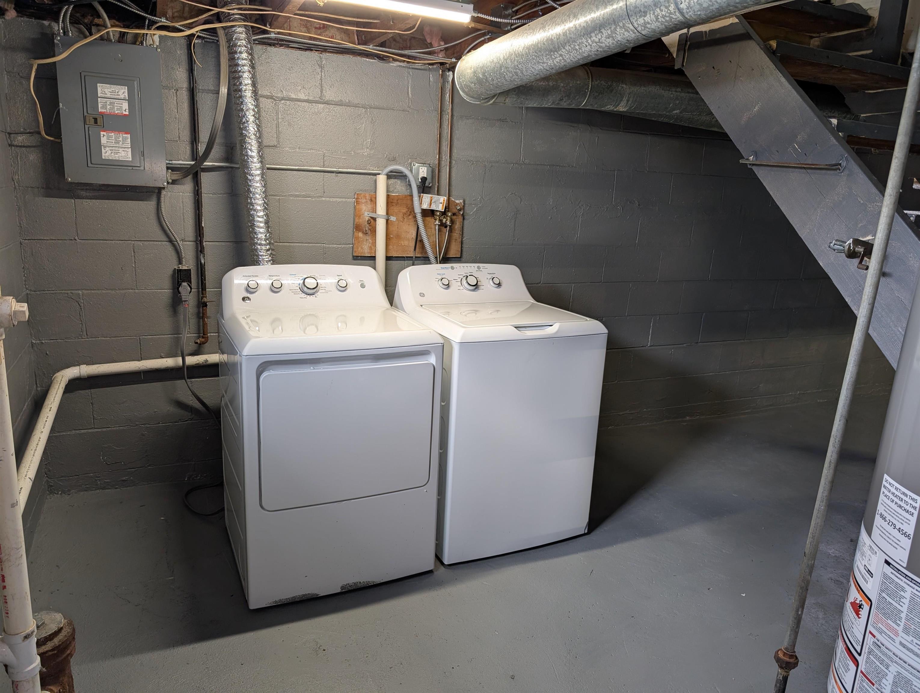 181 South Washington Street Berlin, WI 54923 - Photo 16 of 25