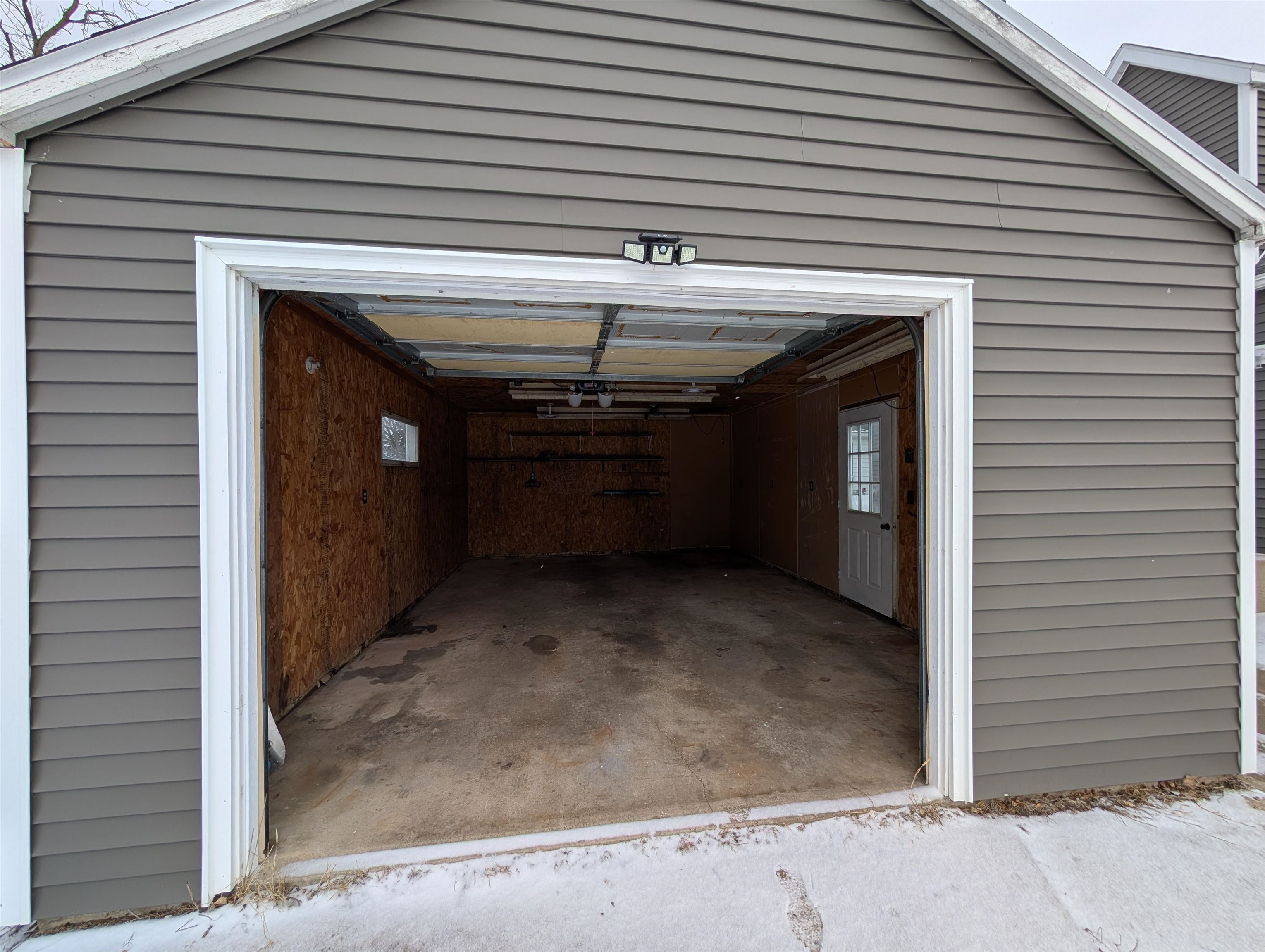 181 South Washington Street Berlin, WI 54923 - Photo 20 of 25