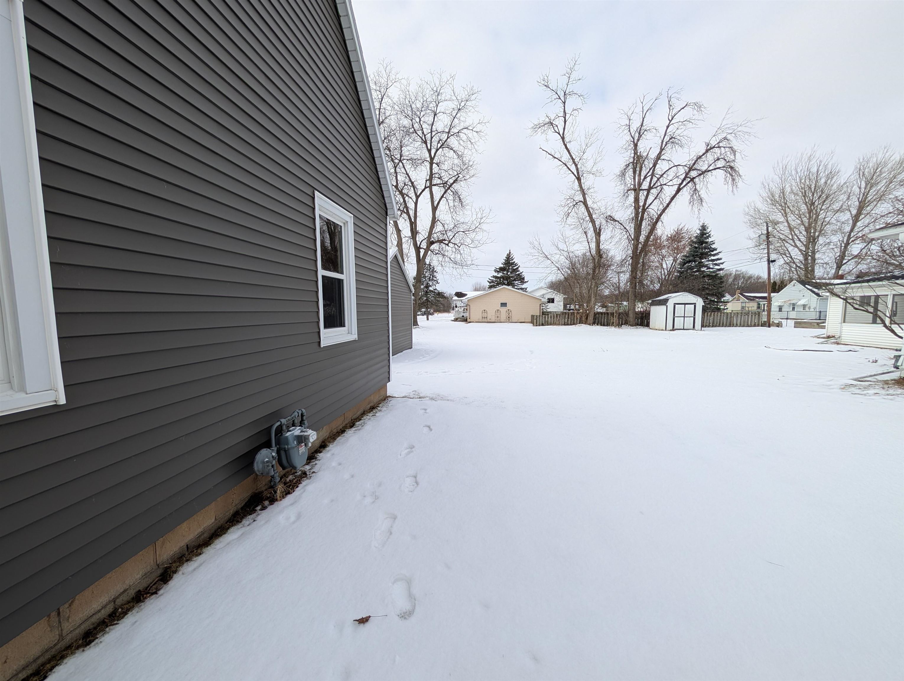 181 South Washington Street Berlin, WI 54923 - Photo 21 of 25