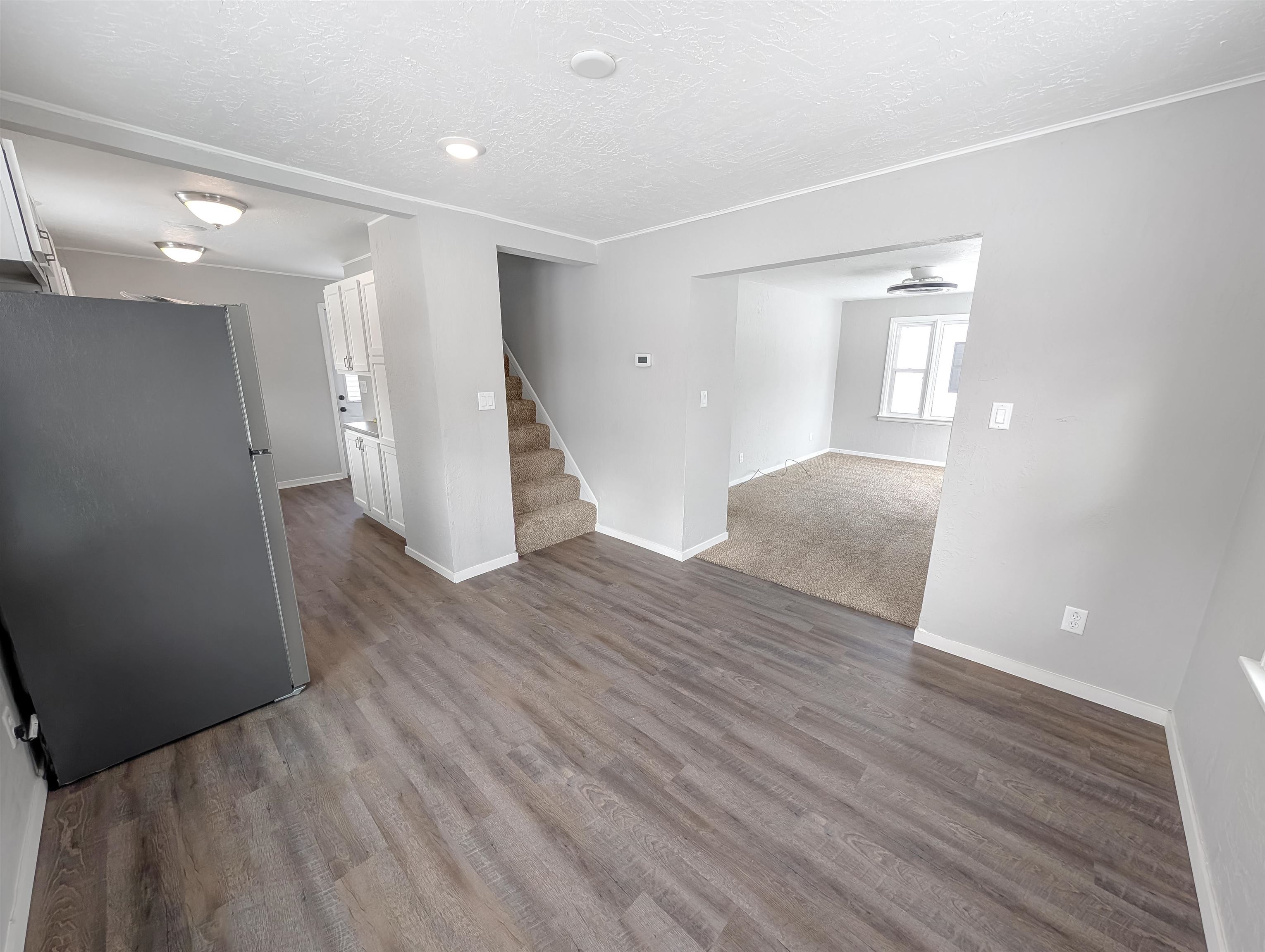 181 South Washington Street Berlin, WI 54923 - Photo 5 of 25