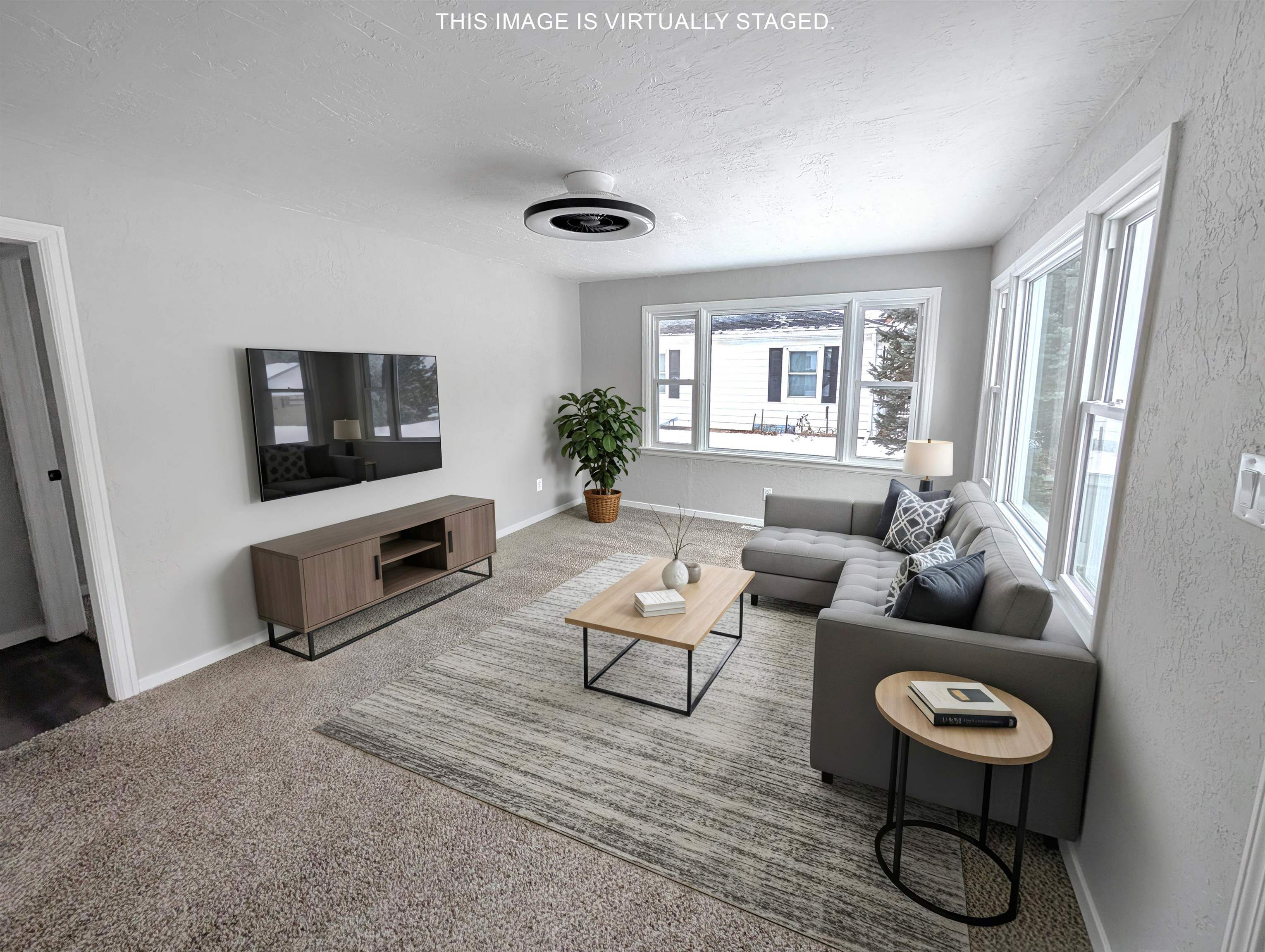 181 South Washington Street Berlin, WI 54923 - Photo 7 of 25