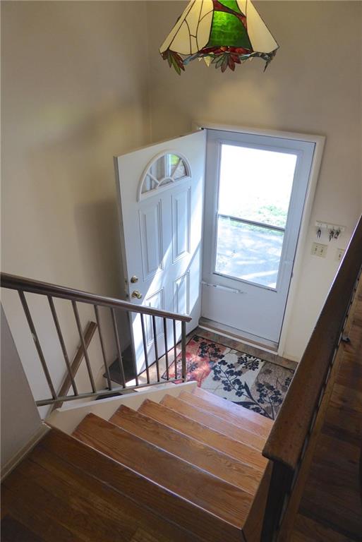 64 Fosterville Road Greensburg, PA 15601 - Photo 2 of 22 Entry