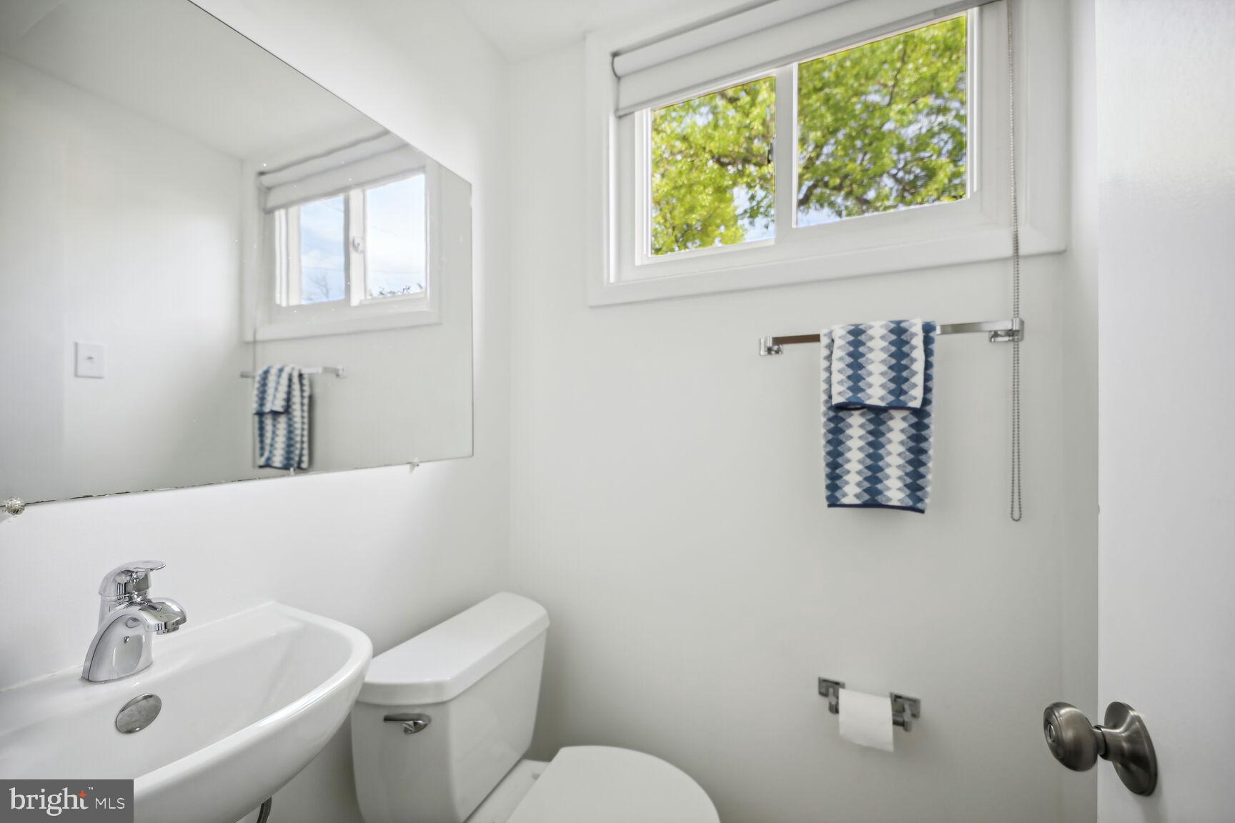 1131 Loxford Terrace Silver Spring, MD 20901 - Photo 16 of 22