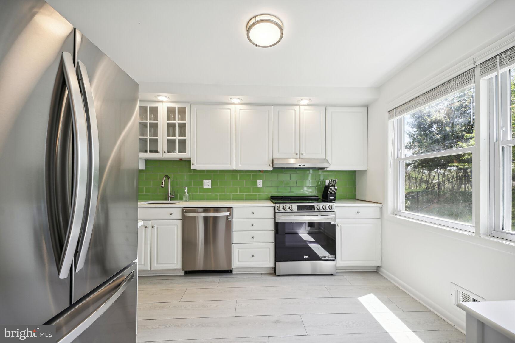 1131 Loxford Terrace Silver Spring, MD 20901 - Photo 9 of 22